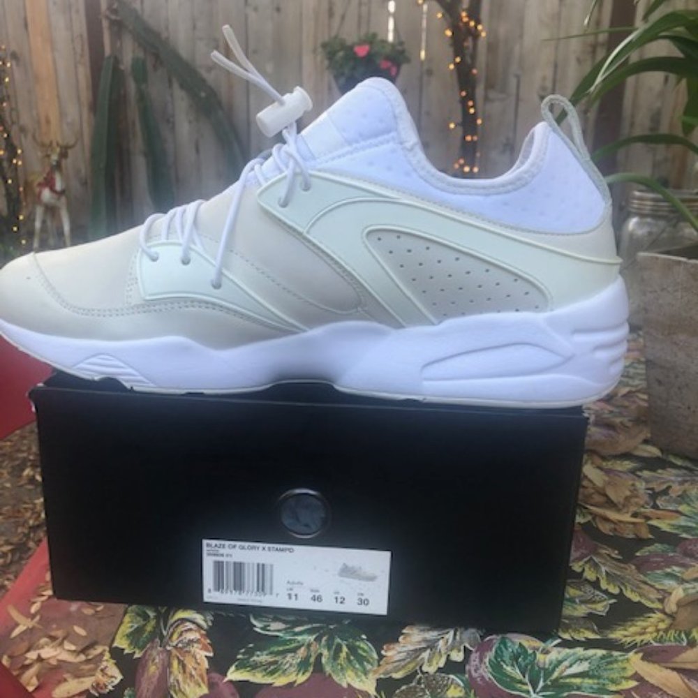 Blaze of Glory  X Stamped 359806 01 White Pumas